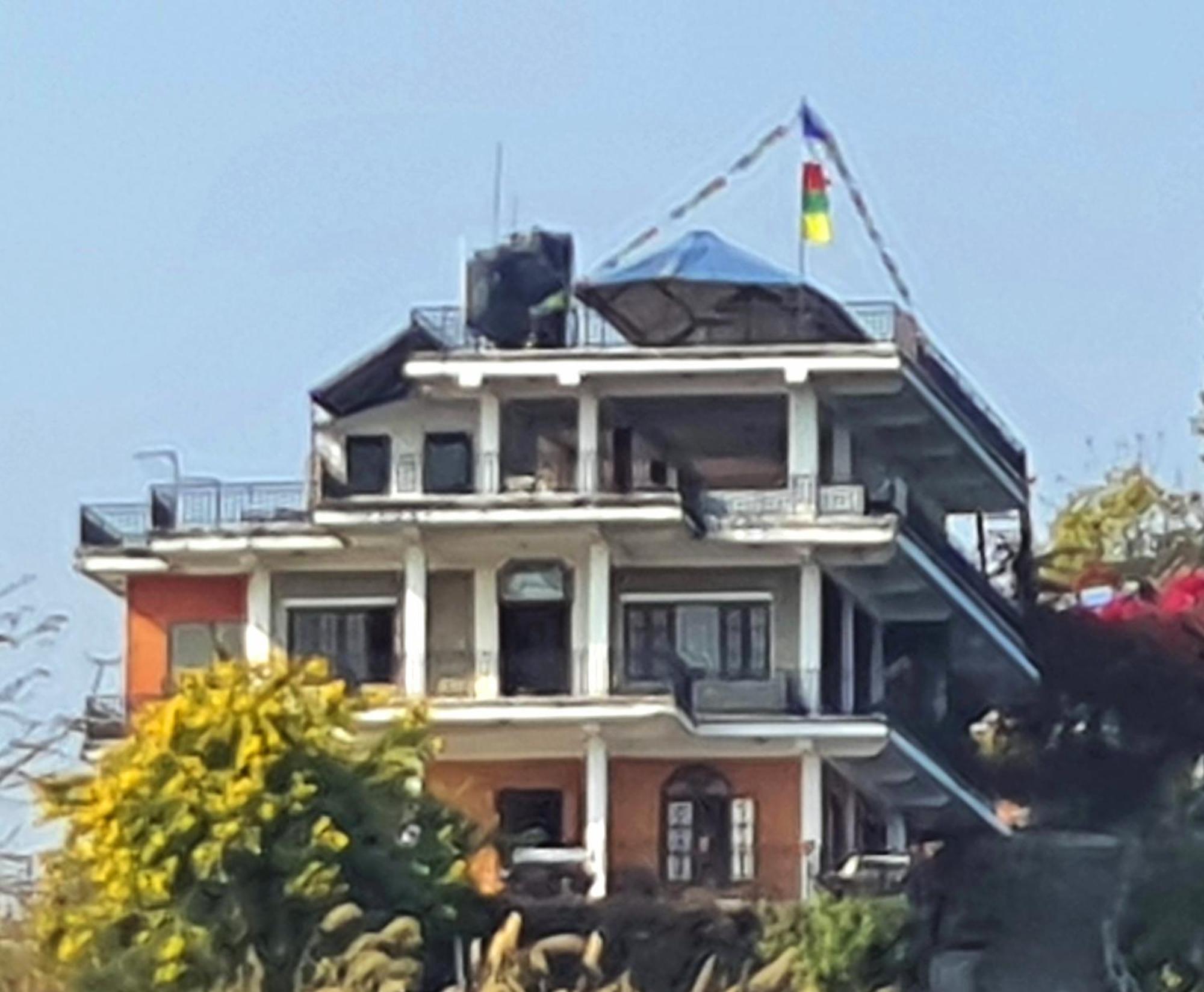 Peace Dragon Lodge Pokhara Luaran gambar